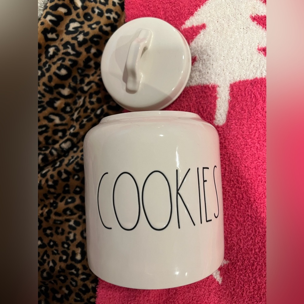 RAE DUNN COOKIES CANISTER